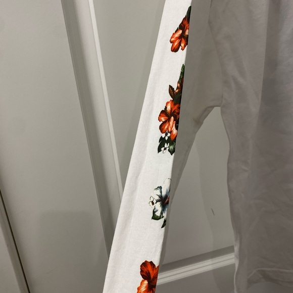 NWT Lifted Research Group Long sleeve tiki size large - Picture 3 of 6